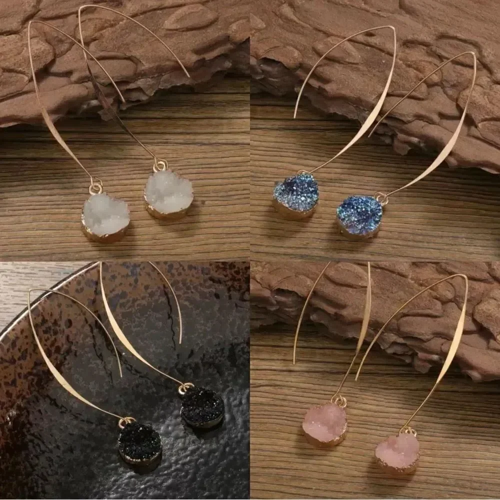 ✨🆕✨ BoHo Druzy Gold Tone Droplet Shape Crystal Cluster Druzy Dangle Earrings✨